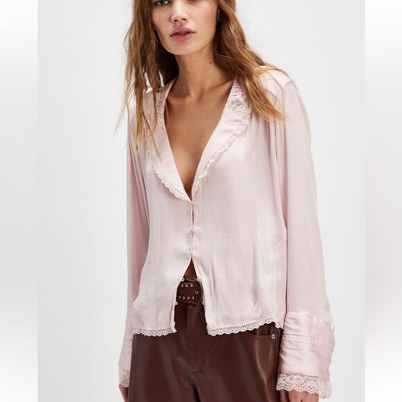 Free People Elsa Silky Bed Jacket Top- Pink NWOT - Picture 1 of 9